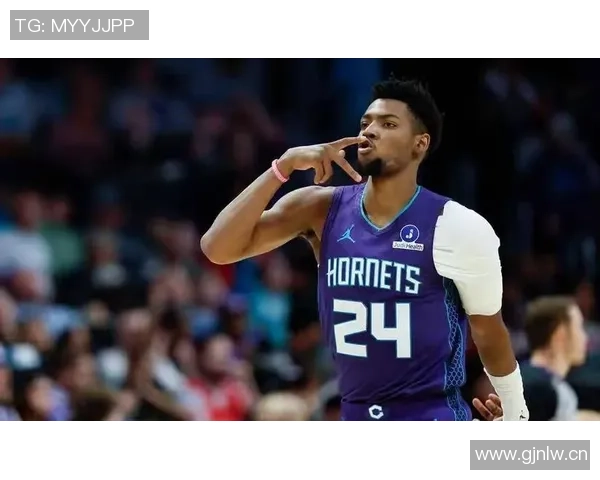 迪亚巴特统治内线创生涯新高20个篮板助球队取得胜利表现抢眼